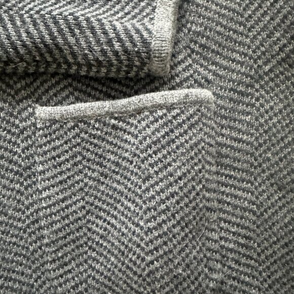 Herringbone Crop Sweater Jacket - Picture 4 of 9